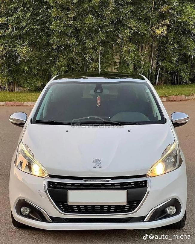 peugot 208 fin 2019 panoramique