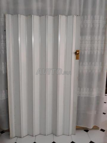 Porte accordéon pliable de bonne qualité avec cadre. - 2
