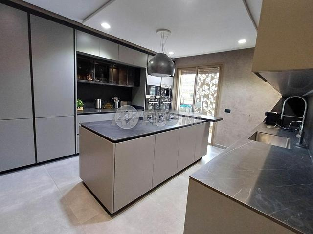 CMN-HA-1655 - Appartement à vendre à CFC - 2