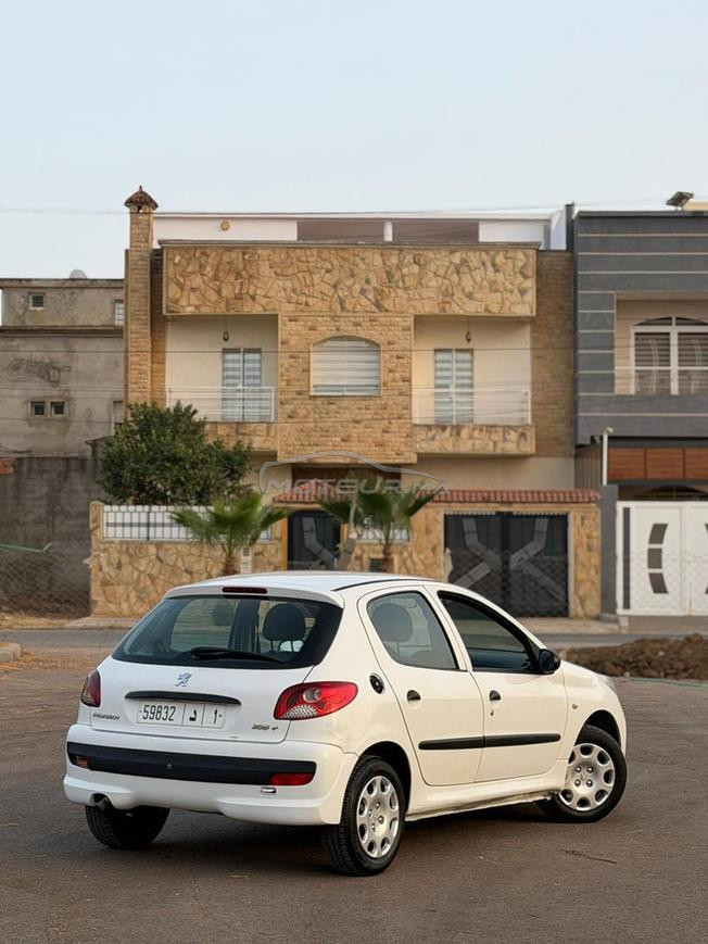 بيجو 206 بنزين يدوي 2012 في عين عودة