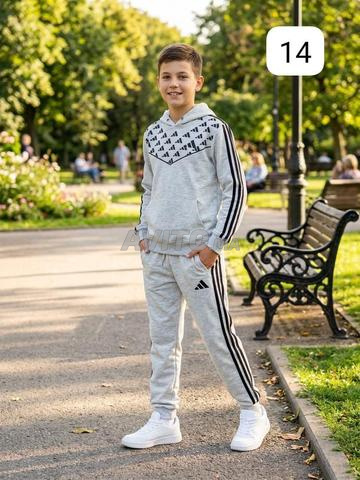 Vêtements scolaires pour enfants