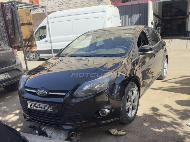 Ford Focus premier main 2012 à Meknès