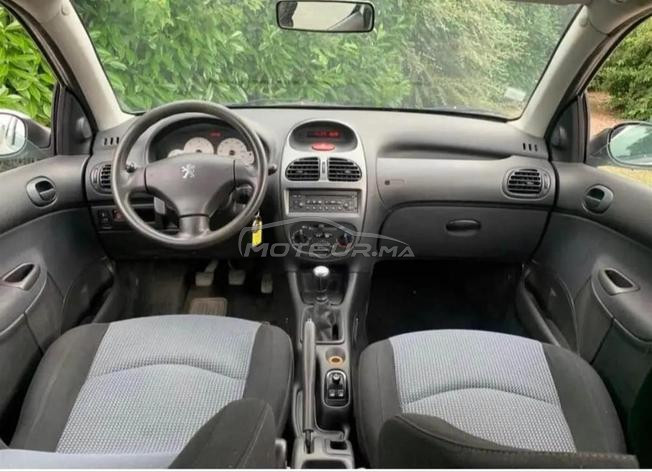 Peugeot 206 en bonne état 