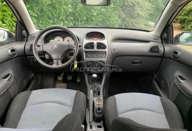 Peugeot 206 en bonne état 