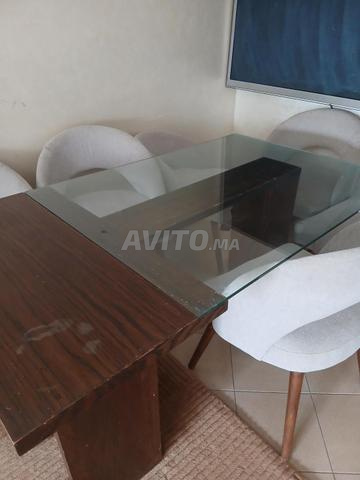 Table sans chaise - 2