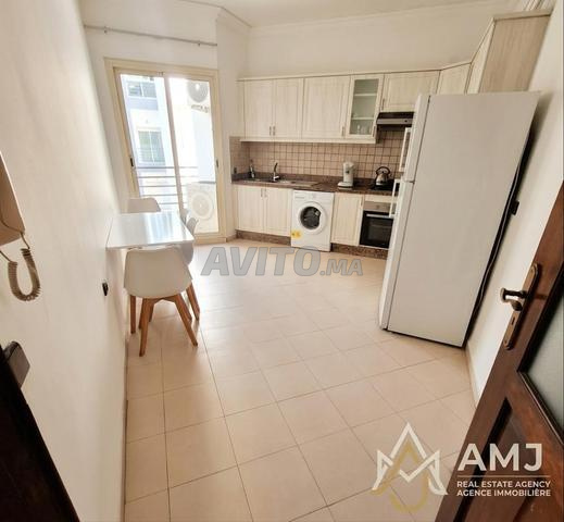 Appartement à louer 85 m² à Casablanca - 2