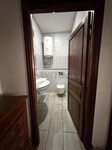 Appartement à louer 92 m² à Casablanca - 2