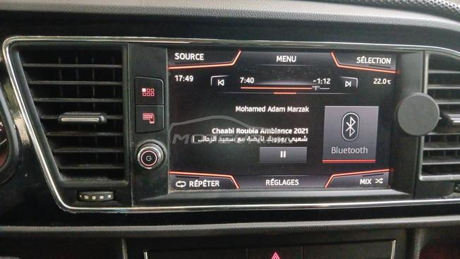 seat leon black line