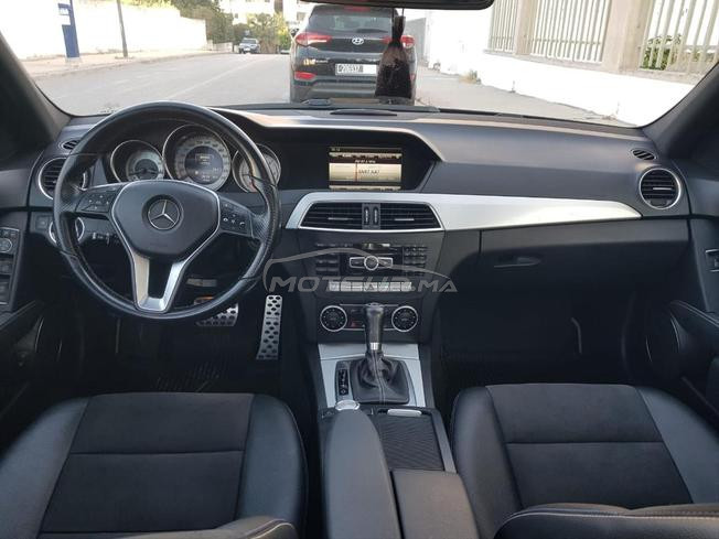 Mercedes-Benz 220 Diesel Automatique 2014 à Tanger