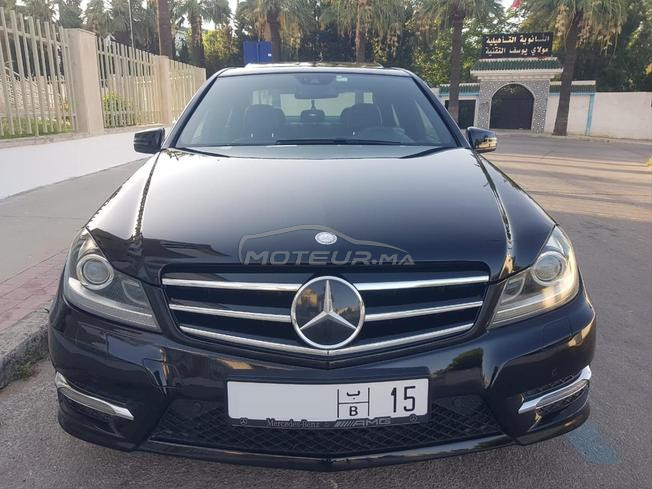 Mercedes-Benz 220 Diesel Automatique 2014 à Tanger