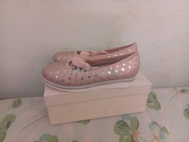 Chaussures élégantes et attrayantes pour filles à un prix raisonnable - 2