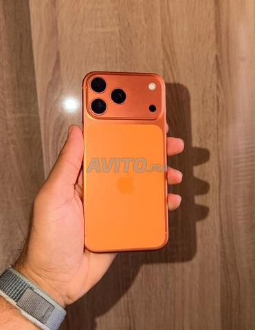 iPhone 17 pro max - 2