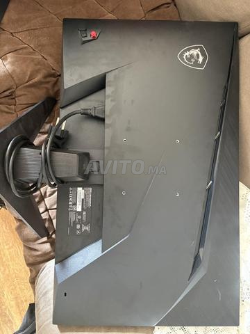 MSI MAG 272F - 2