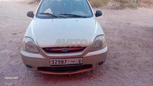Kia Rio 2004 en très bon état