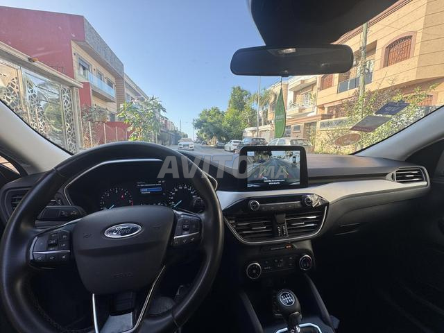 Ford Kuga - 2