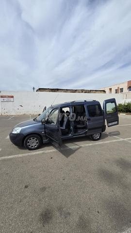 PEUGEOT PARTNER DOUBLE COULISSE MODEL 2009
