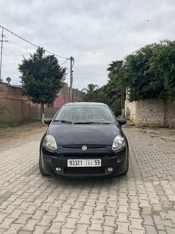 FIAT PUNTO 2018 - DIESEL - 2