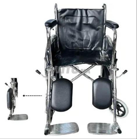 Fauteuil roulant pliable avec repose-jambes handicap - 2