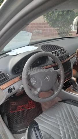 Mercedes-Benz Classe E Diesel Automatique 2006 - 2