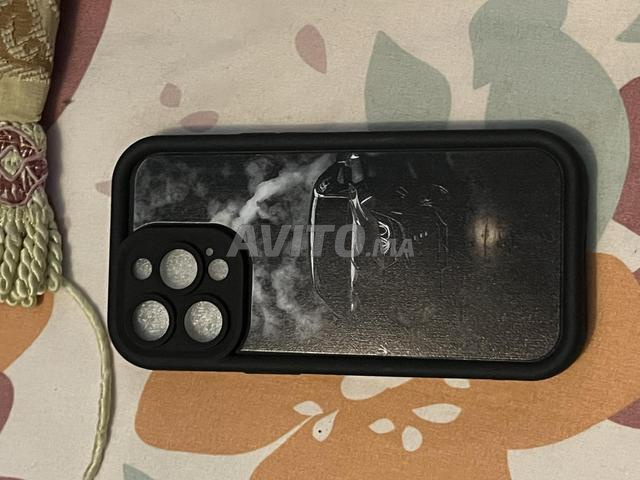 2 coques pour iPhone 13 Pro neuves - 2