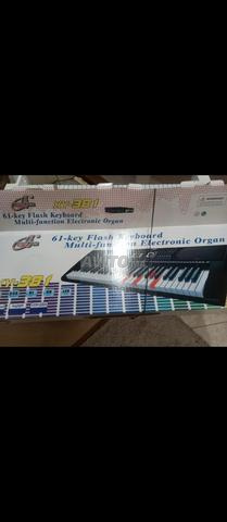 Piano avec support - 2