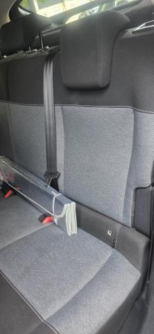 Citroën C4 Diesel Manuelle 2022 à Rabat - 2