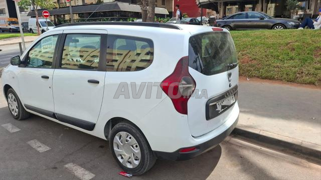 Dacia Lodgy Diesel Manuelle 2021 à Casablanca - 2