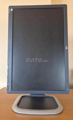 Écran HP 22 pouces L2245w - 2