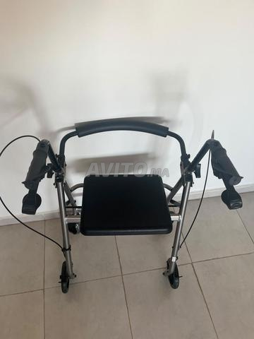 Déambulateur 4 roues avec siège - 2