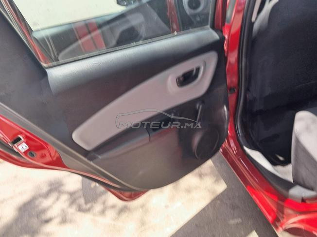 Toyata Yaris 79k km rouge manuelle