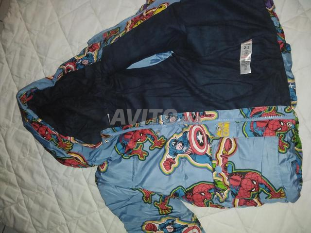 Doudoune chaude taille 3 ans Marvel - 2