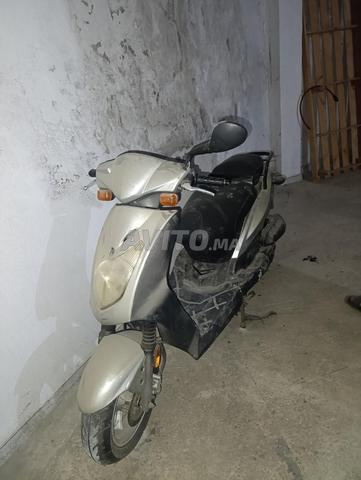 Moto Kymco à vendre - 2