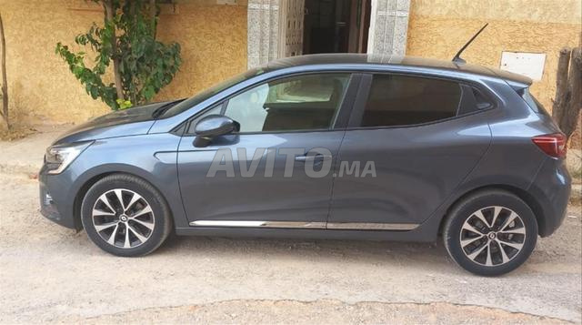Renault Clio Diesel Manuelle 2021 à Meknès - 2
