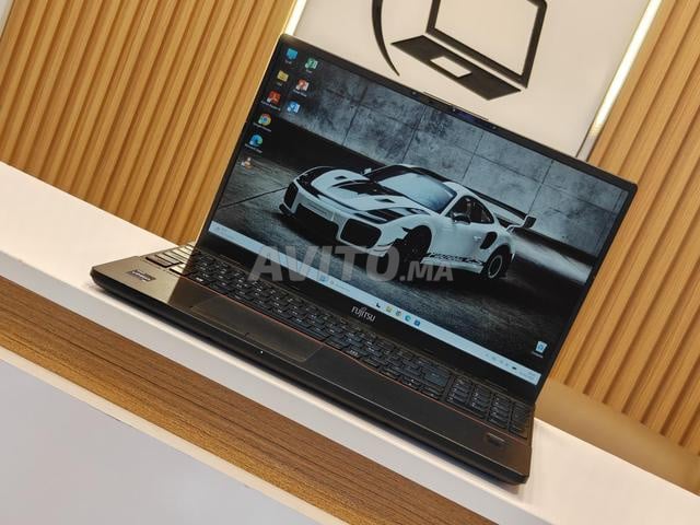 فوجيتسو لايف بوك 15P i5 الجيل 12 / 512 NVME / 16GB