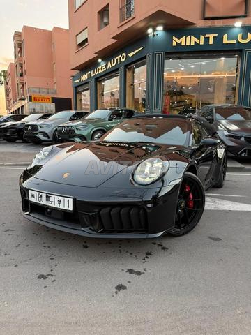 Porsche carrera 911 GTS - 2