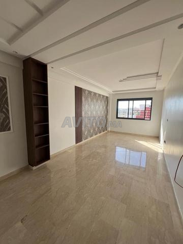 Appartement à louer 96 m² à Casablanca - 2