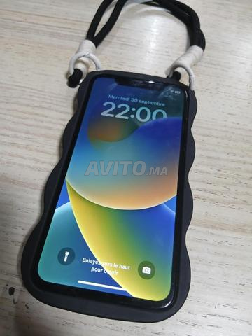 iPhone X (64 Go) - 2