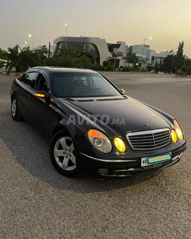 Mercedes E220 - 2