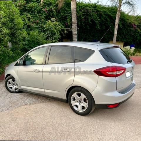 Ford C-Max 2016 première main 🖐️ - 2