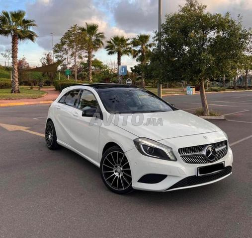 Mercedes-Benz 220 Diesel Automatique 2013 - 2