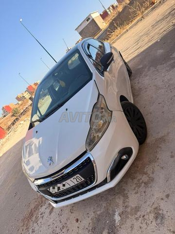 بيجو 208