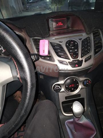 FORD FIESTA - 2