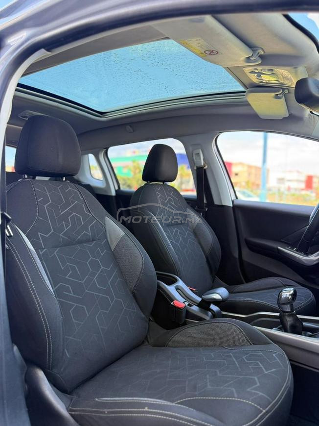 Peugeot 2008 diesel modèle 2019 