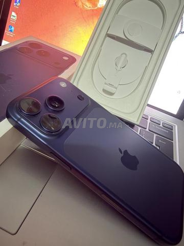 iPhone 17 Pro – 256 Go – Bleu Nuit - 2