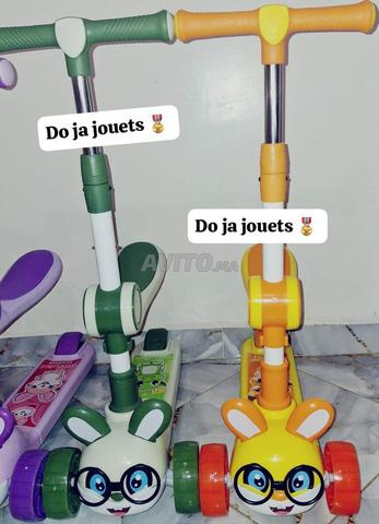 🛴✨ سكوتر ممتع وملون للأطفال ✨🛴 - 2
