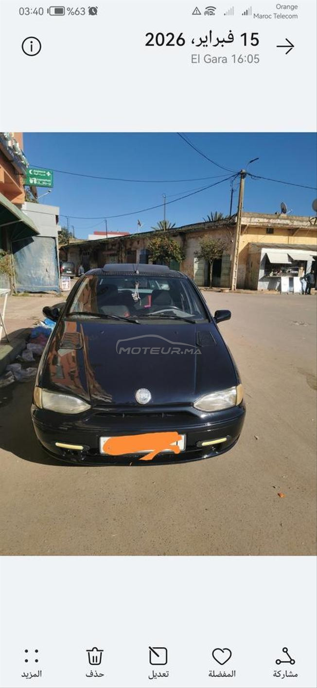 سيار فيات باليو في مدينة العيون 