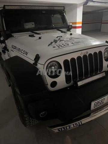 Jeep Wrangler Sahara Rubicon 2017 - 2