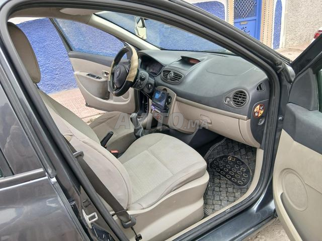 À VENDRE - [Clio 3 diesel 6cv] - 2