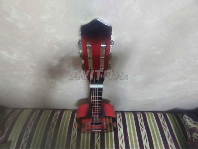 Guitare 100% fonctionnelle - 2