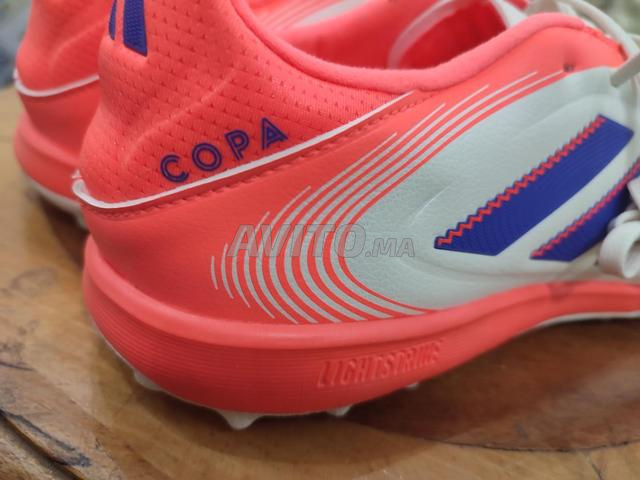 Chaussures de football Adidas originales neuves Taille 44.5 - 2